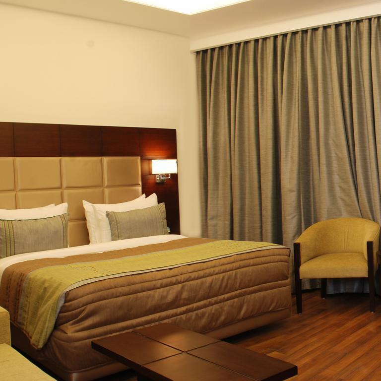 Hotel Africa Avenue Gk - 1 Nueva Delhi Exterior foto
